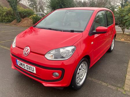 VOLKSWAGEN UP 1.0 BlueMotion Tech High up!