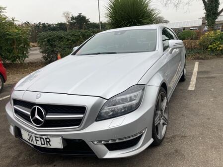 MERCEDES-BENZ CLS 5.5 CLS63 V8 AMG